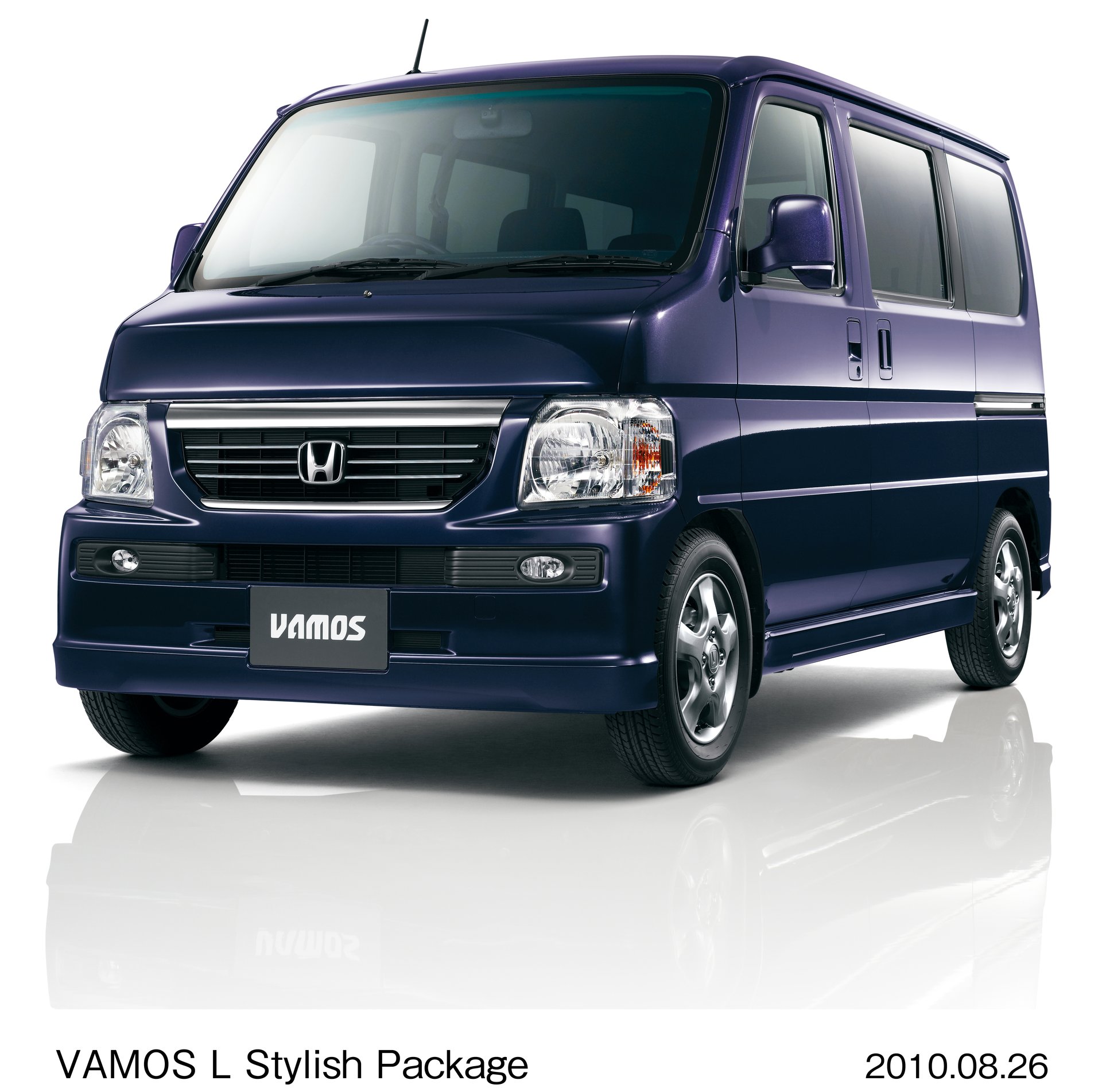 ホンダ バモス（2代目 L Stylish Package）フロント3/4