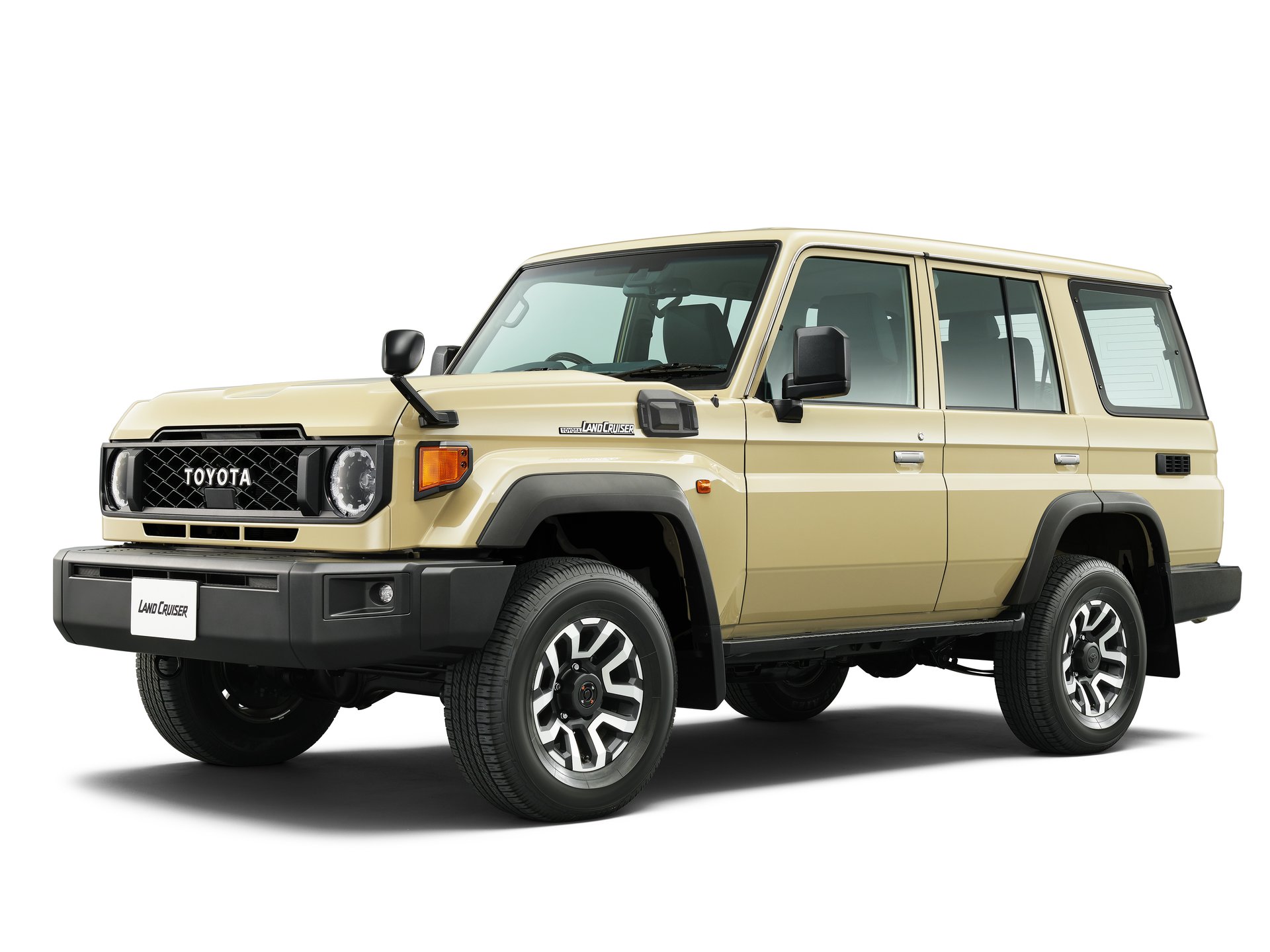 トヨタ ランドクルーザー70（通常販売再開モデル）フロント3/4