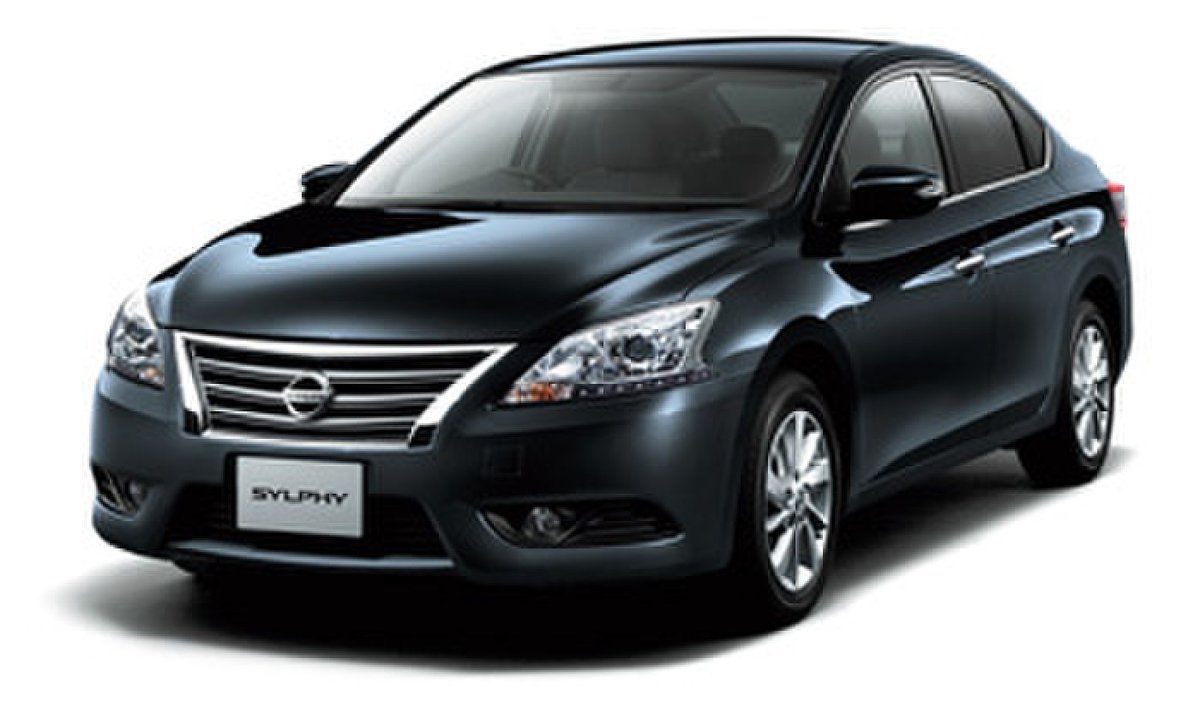 日産 シルフィ（B17型）の外観