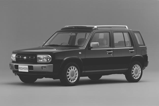 日産 ラシーン（初代）の外観