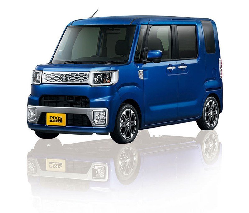トヨタ ピクシス メガ(初代)の外観