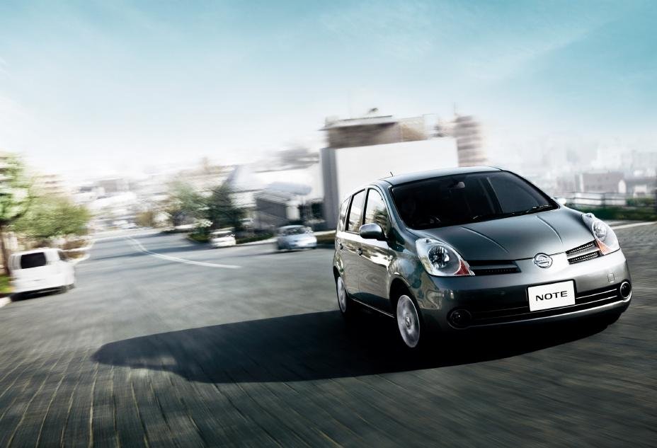 日産 ノート（初代/E11型）の外観