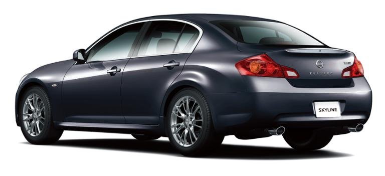日産 スカイライン（V36型）の外観