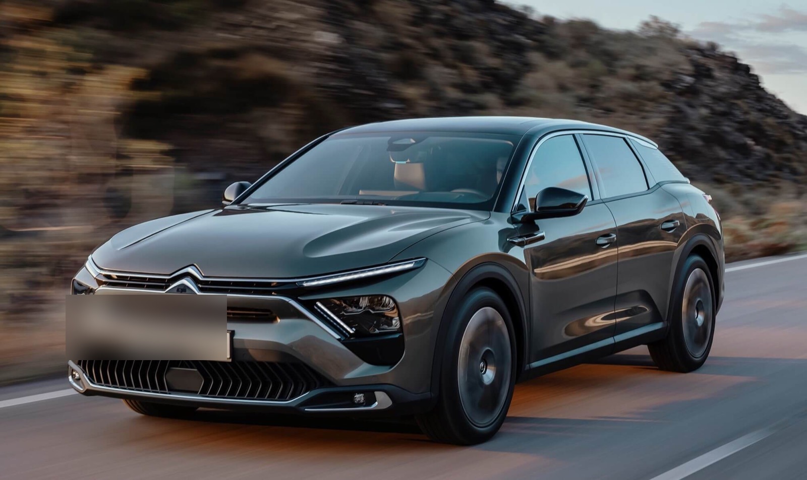 シトロエン C5 Xのフロントビュー