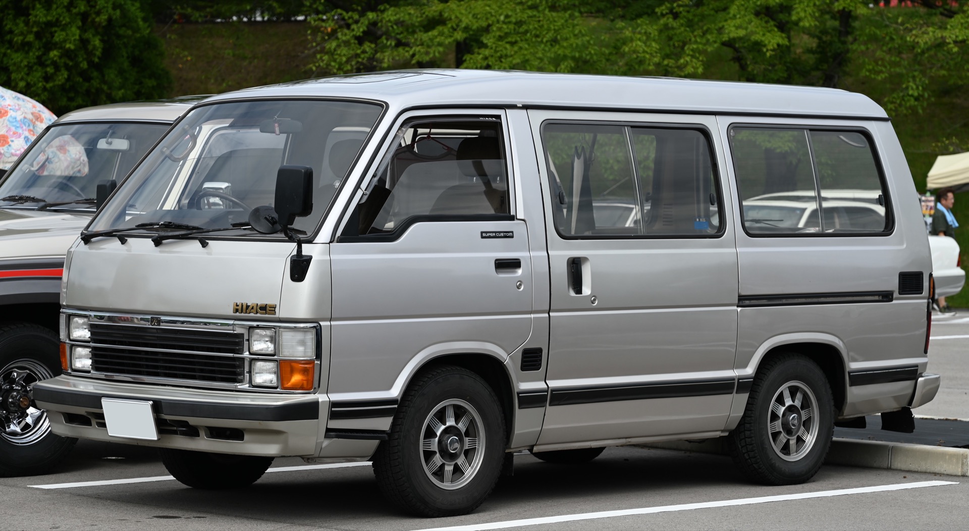トヨタ ハイエース ワゴン（3代目）の外観