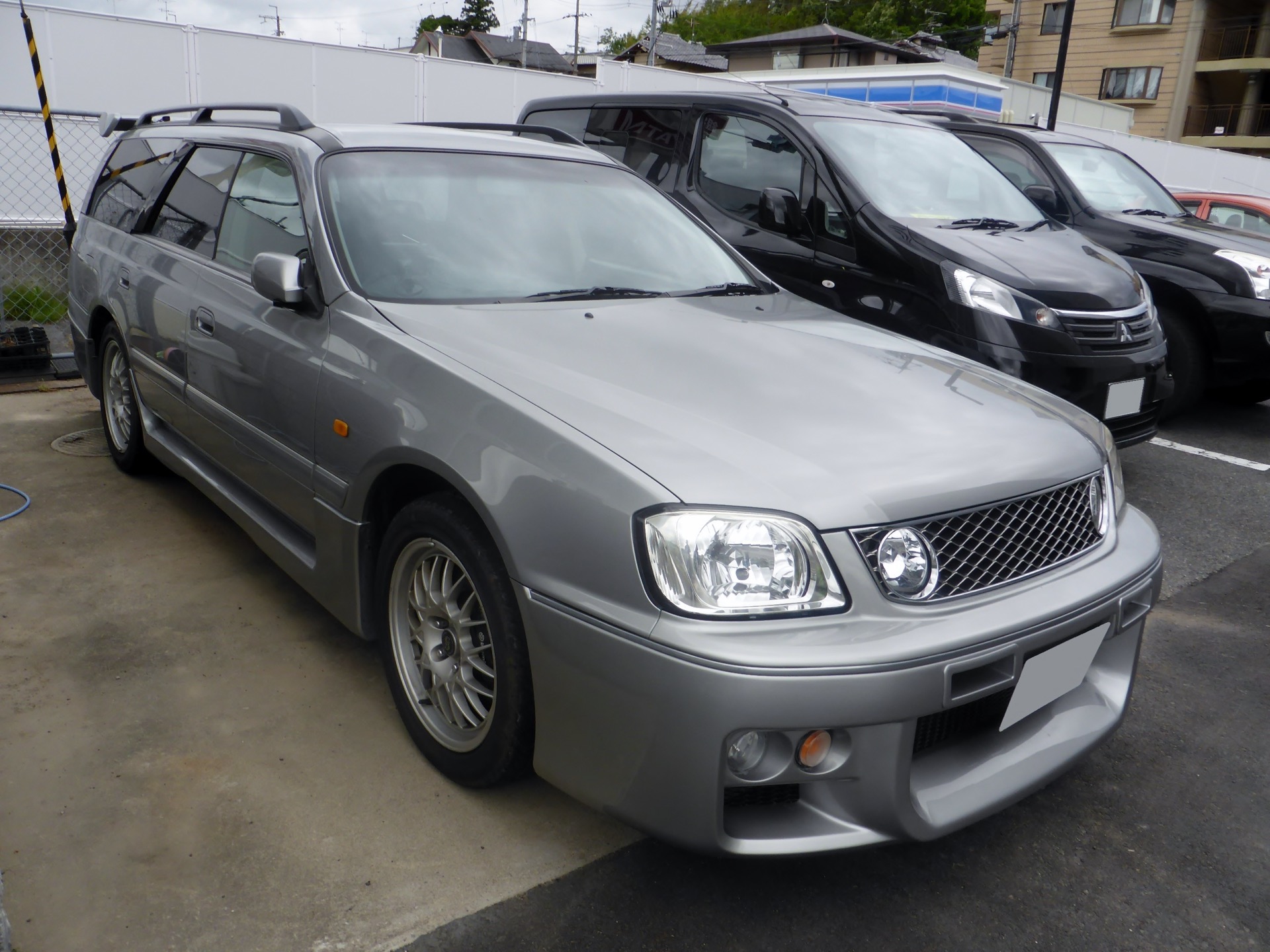 日産 ステージア（初代(WC34型)）の外観