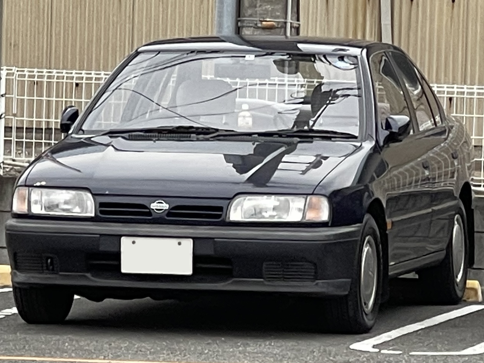 日産 プリメーラ（初代(P10型)）の外観
