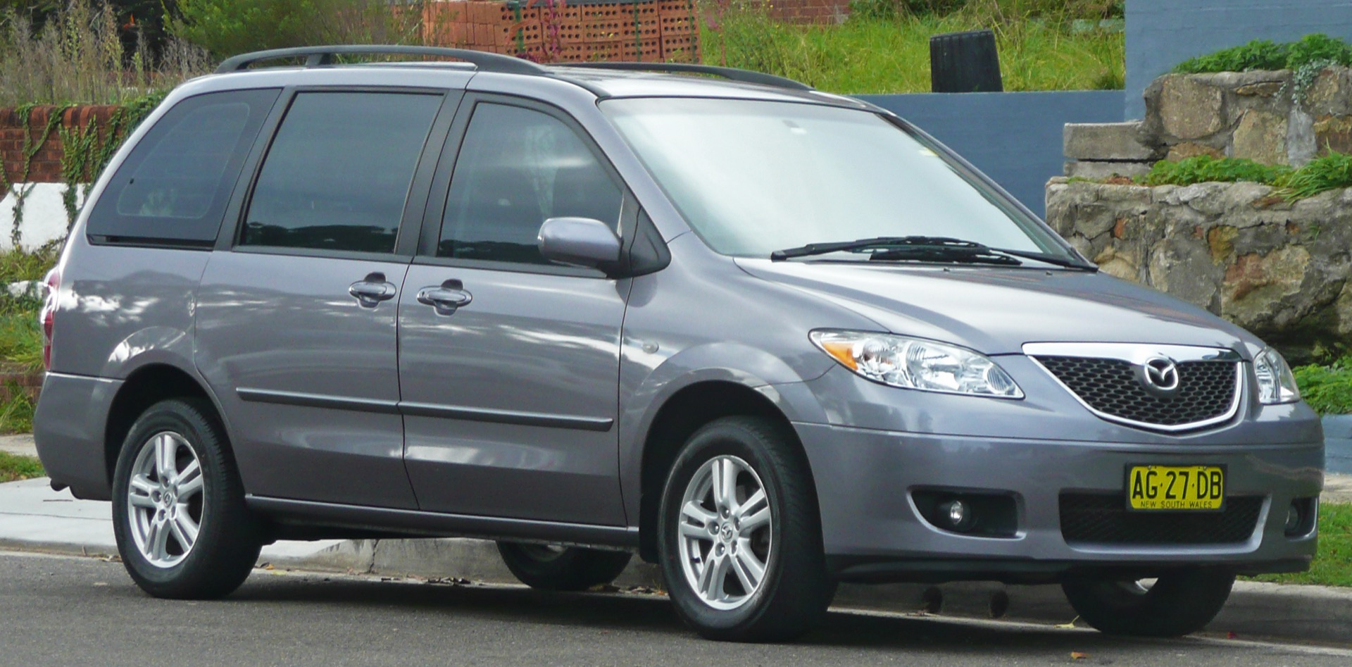 マツダ MPV（2代目）の外観