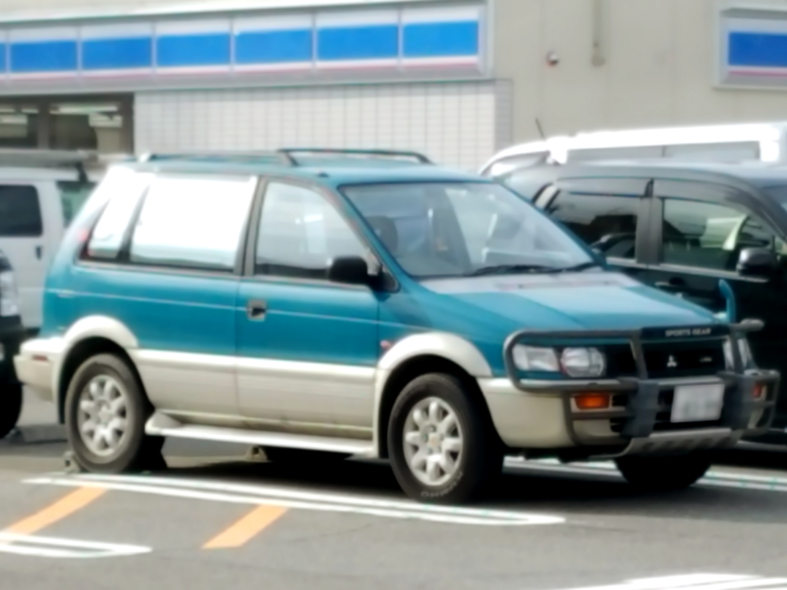 三菱 RVR（初代）の外観